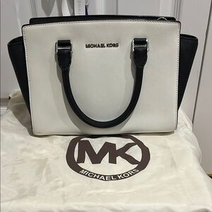 Michael Kors Black and White Tote Bag